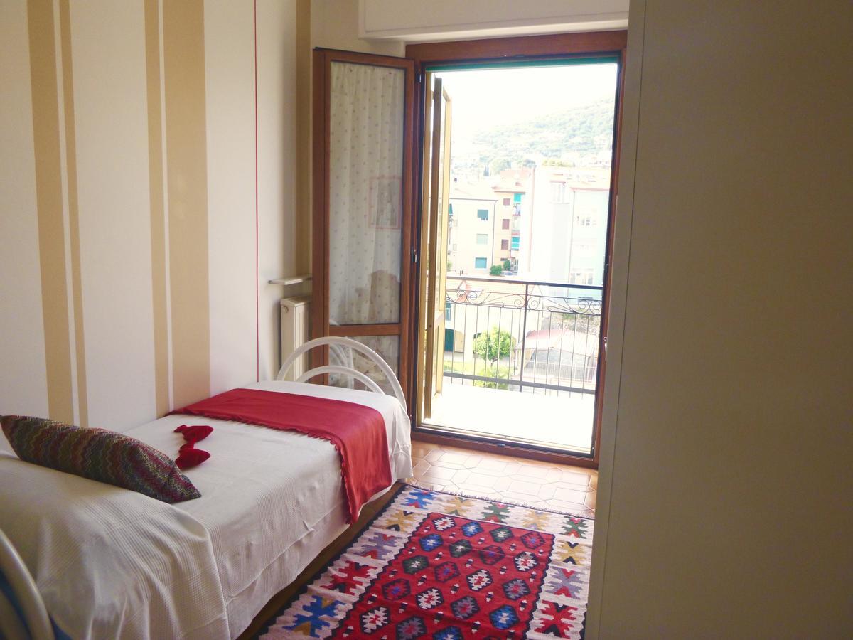 I Love Pietra Ligure Ngoại thất bức ảnh