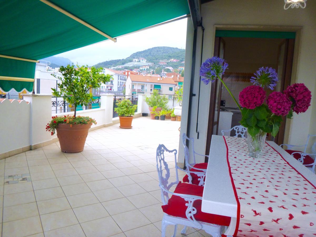I Love Pietra Ligure Ngoại thất bức ảnh